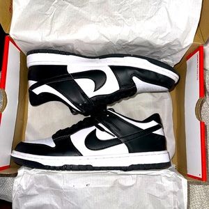 Nike Dunk Low Panda 🐼